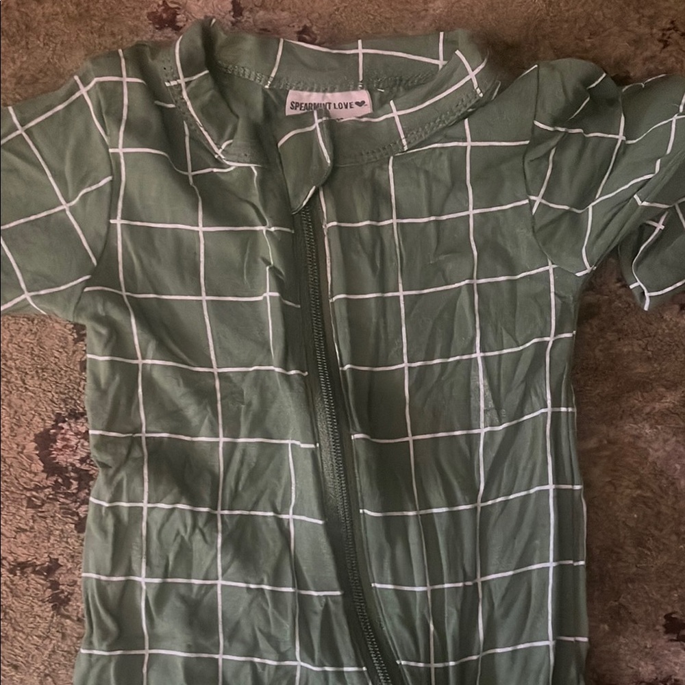 Green Checkered baby spearmint clothes